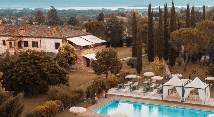 Palazzo Barbini Aparthotel Castiglione del Lago Bagian luar foto