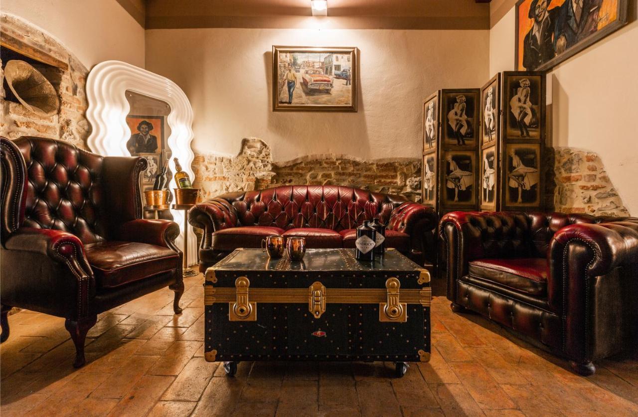 Palazzo Barbini Aparthotel Castiglione del Lago Bagian luar foto