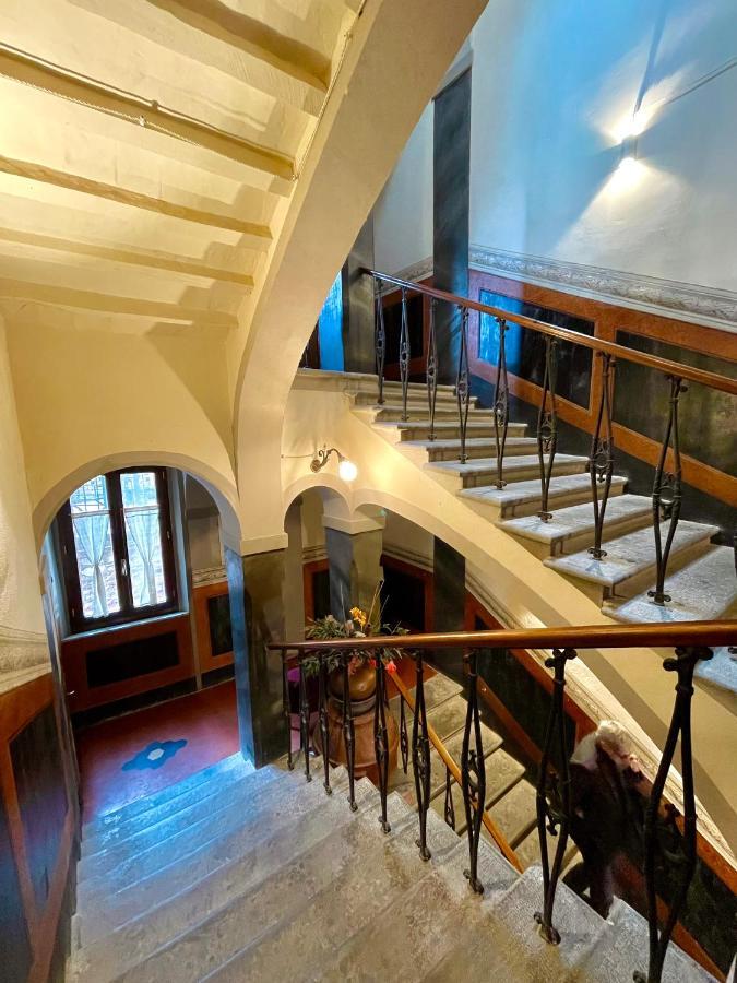 Palazzo Barbini Aparthotel Castiglione del Lago Bagian luar foto