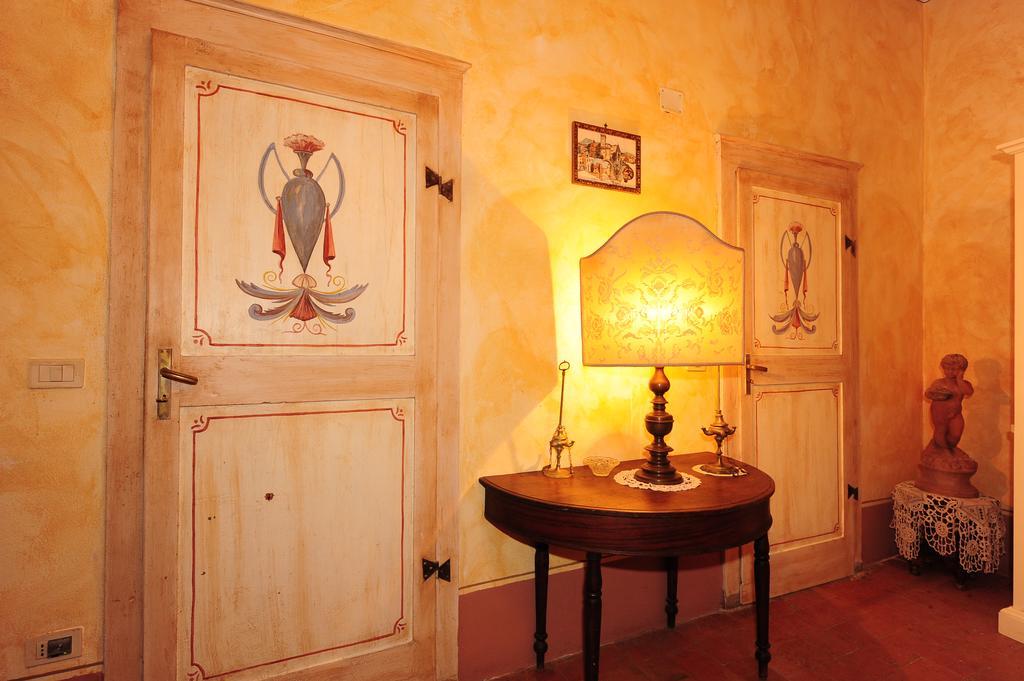 Palazzo Barbini Aparthotel Castiglione del Lago Bagian luar foto